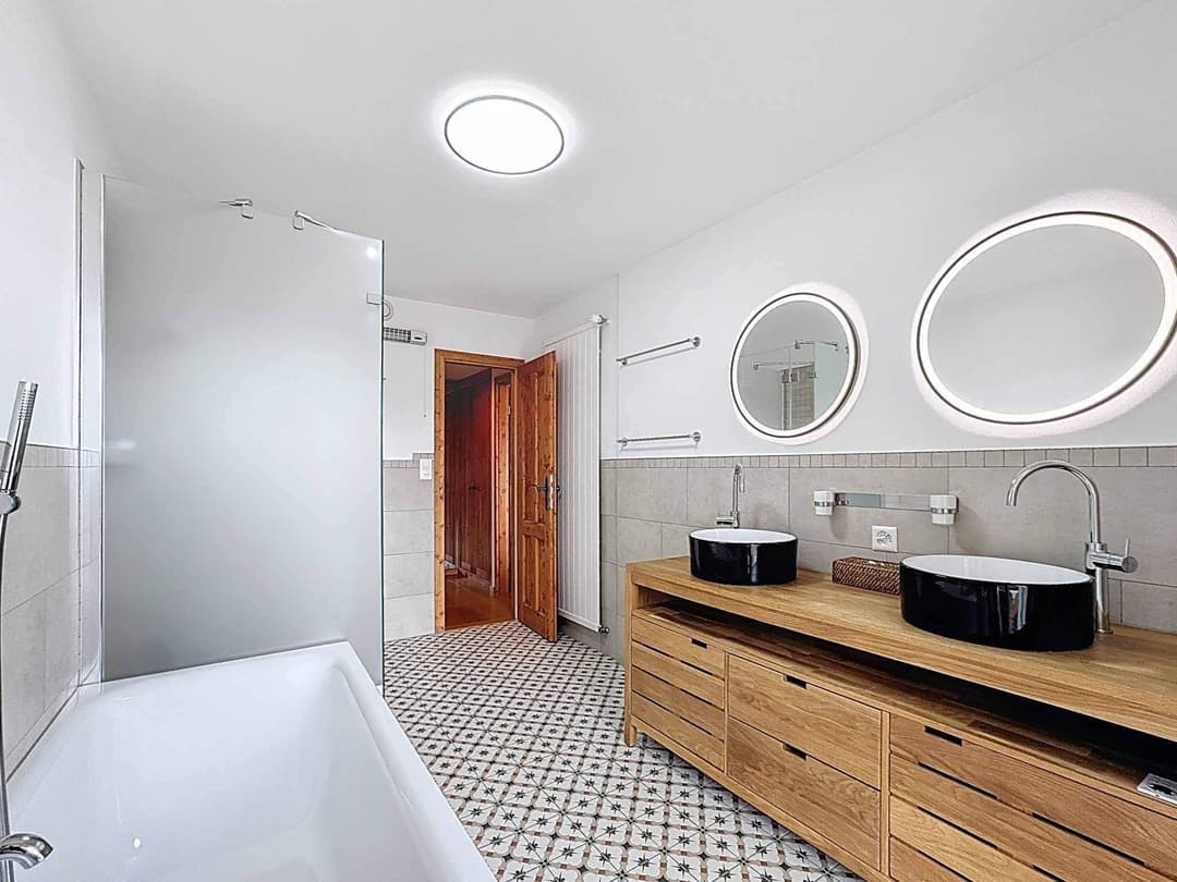 1106 – Appartement 5.5 pièces – 189.5 m²