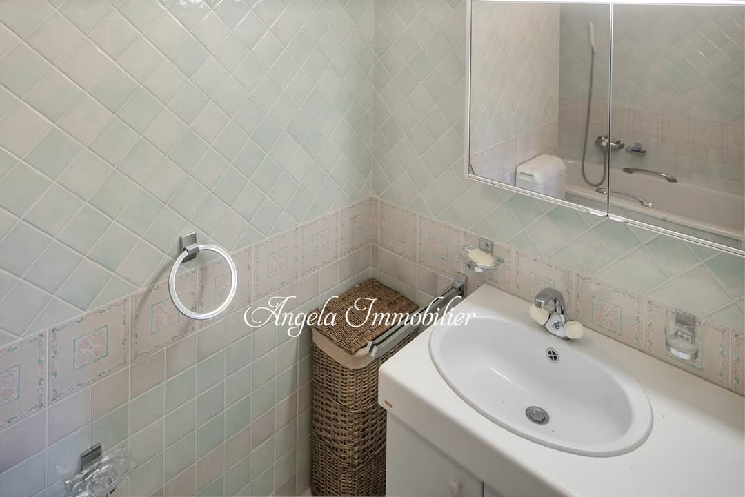 1126 – Appartement – 5pièces –  3600000CHF – 182 m²