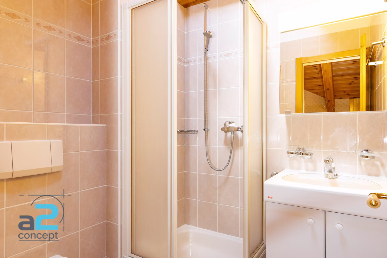 876 – Appartement 5.5 pièces – 3000 CHF – 172 m²