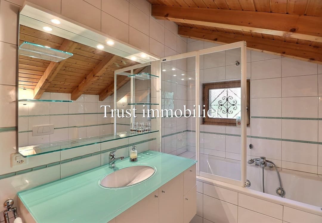 877 – Maison 5.5 pièces – 4500 CHF – 183 m²