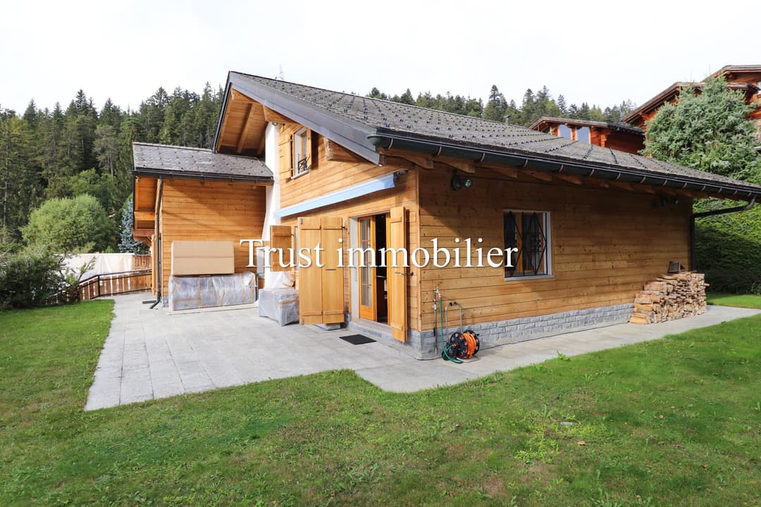 877 – Maison 5.5 pièces – 4500 CHF – 183 m²
