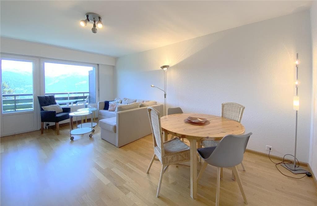 832 – Appartement 2.5 pièces – 1450 CHF – 61 m²