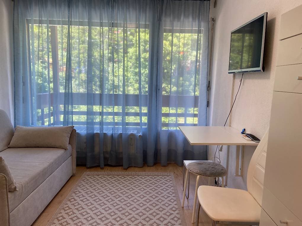 834 – Appartement 1 pièce – 850 CHF – 18 m²