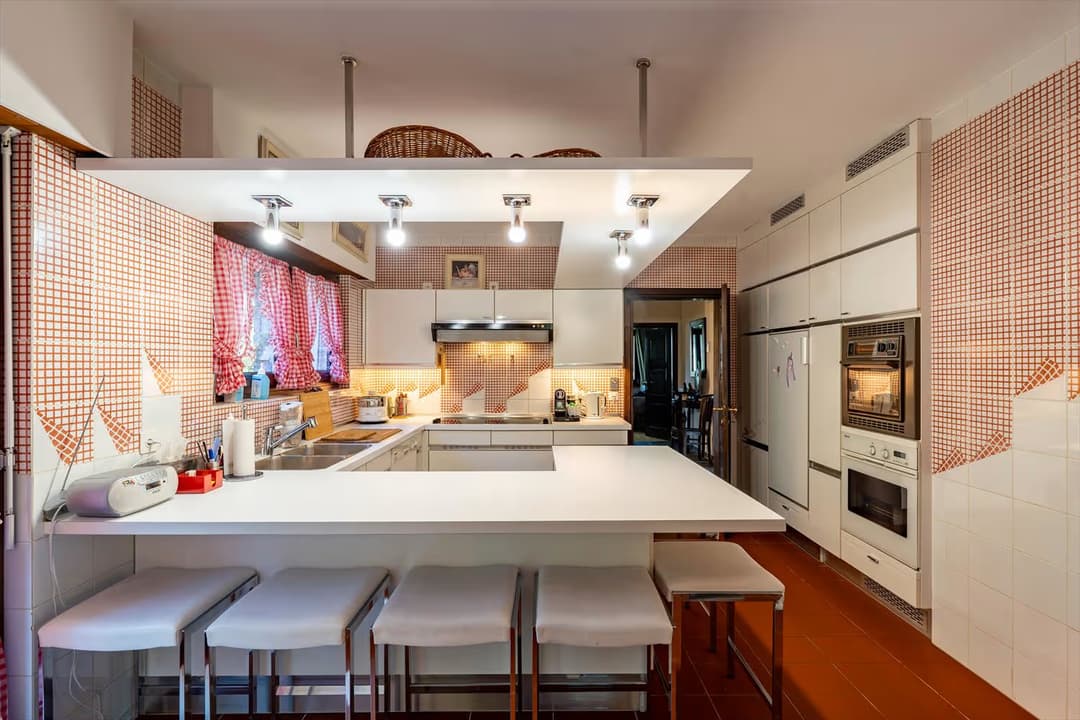 1092 – Maison –  333.35m²
