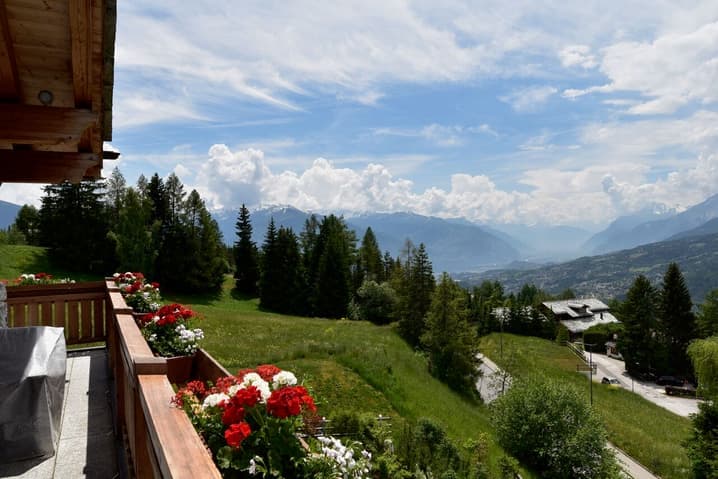 1088 -Appartement  -4.5pièces  – 322 m²
