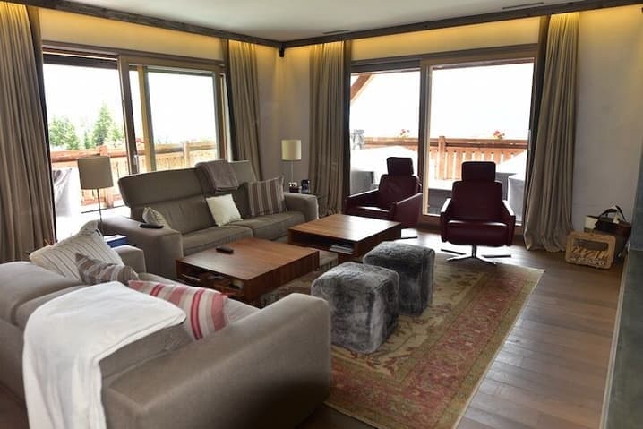 1088 -Appartement  -4.5pièces  – 322 m²