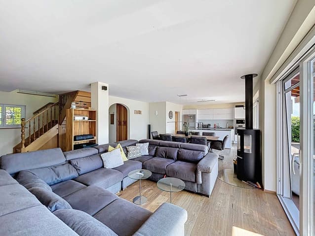 2249 – Appartement 4.5 pièces –  1900000 CHF – 257 m²