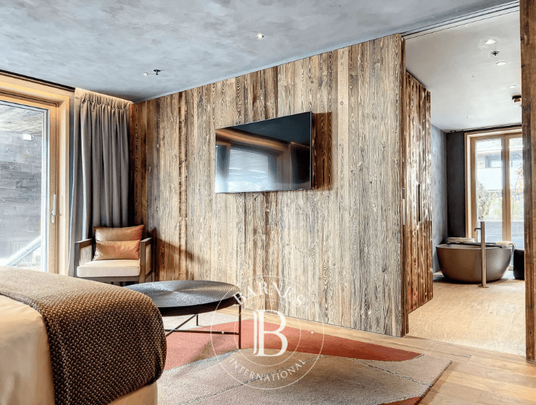 1100 – Appartement 4.5 pièces – 238 m²