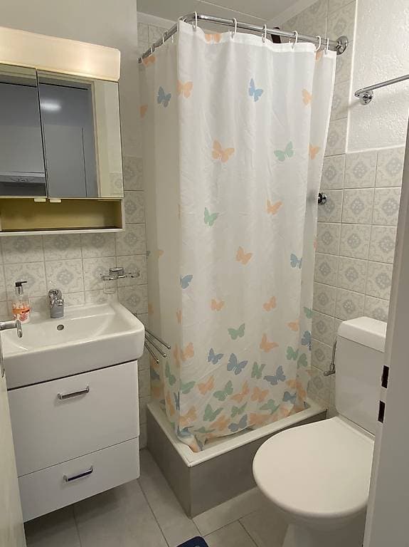 878 – Appartement 1 pièce – 750 CHF