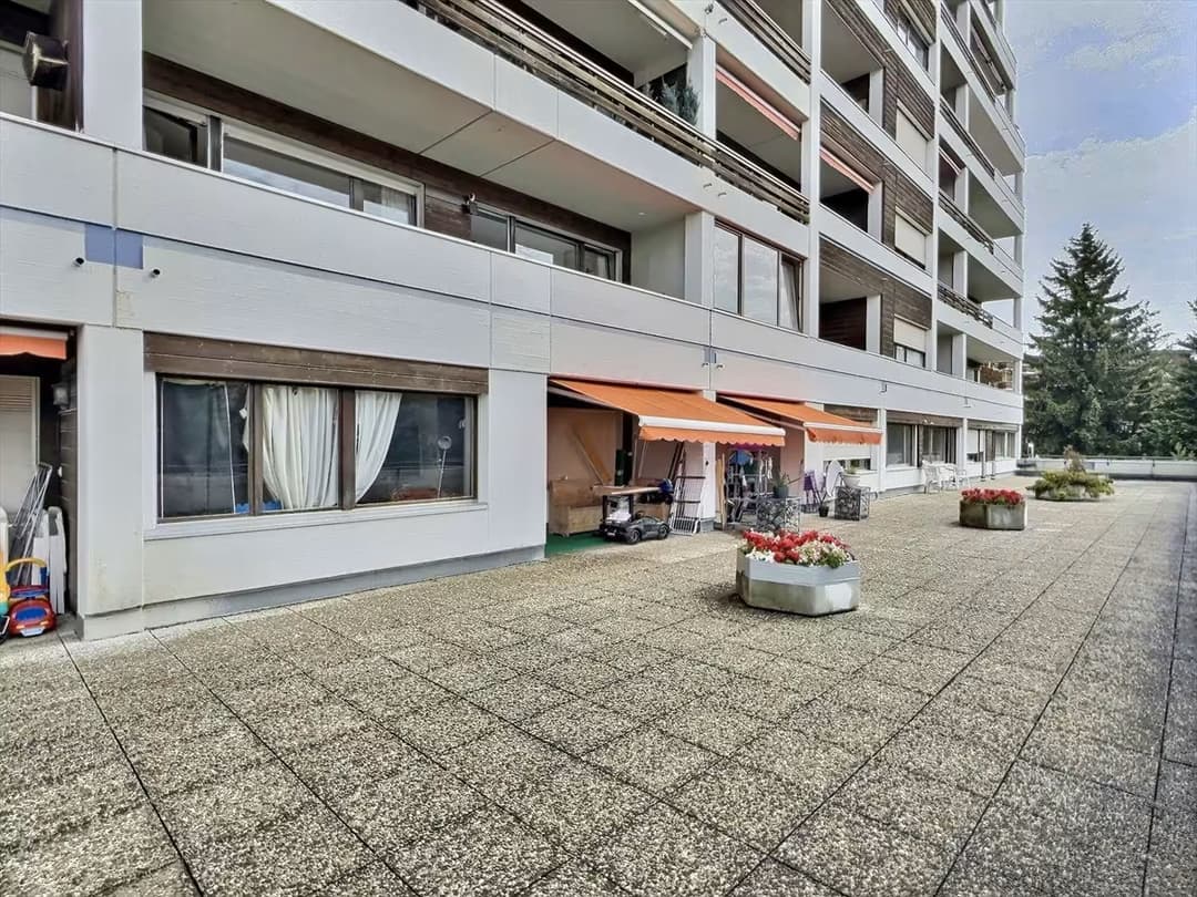 1111 – Appartement 2.5 pièces – 580000 CHF – 64 m²