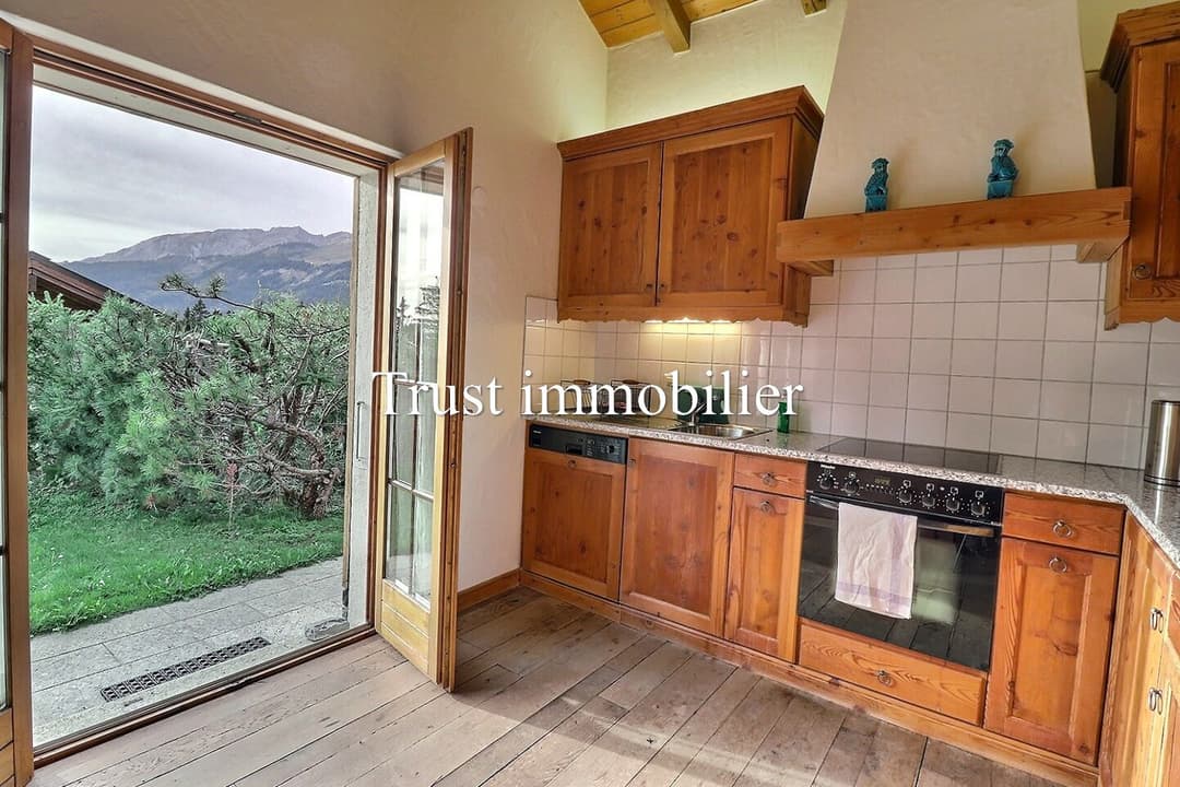 877 – Maison 5.5 pièces – 4500 CHF – 183 m²