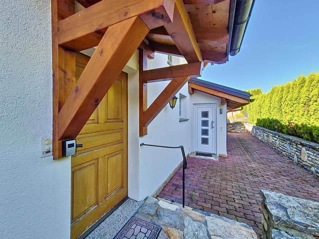 1112 – Maison 10 pièces – 1950000 CHF – 257 m²