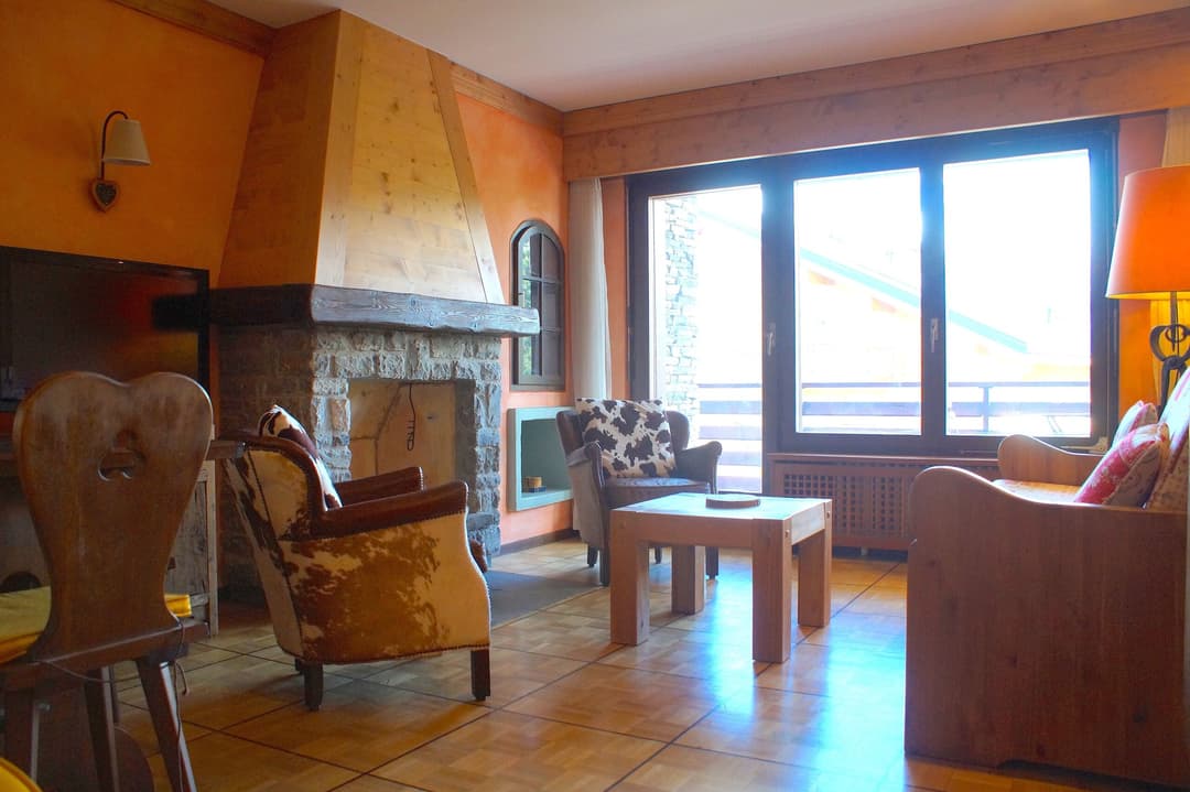 874 – Appartement 2 pièces – 1250 CHF