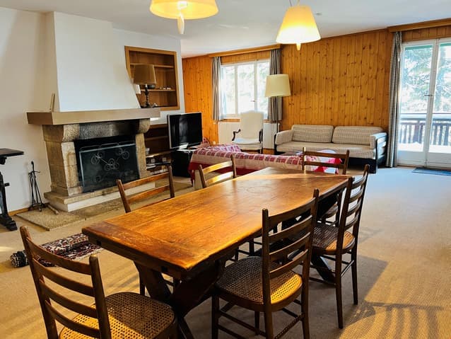 947 – Maison – 6.5pièces – 2000CHF – 200 m²