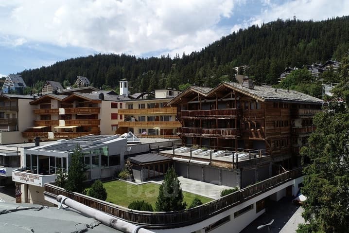 1216 – Appartement 6.5 pièces – 4600000CHF – 350m²