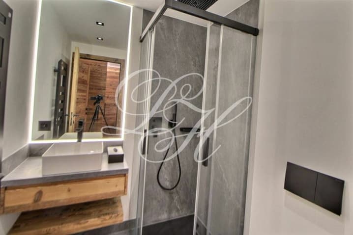 1235 -Appartement – 5.5pièces-  4700000CHF – 166 m²