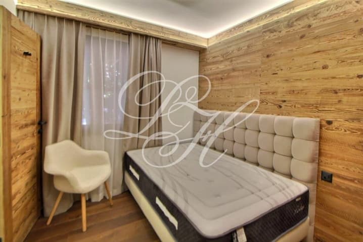 1235 -Appartement – 5.5pièces-  4700000CHF – 166 m²