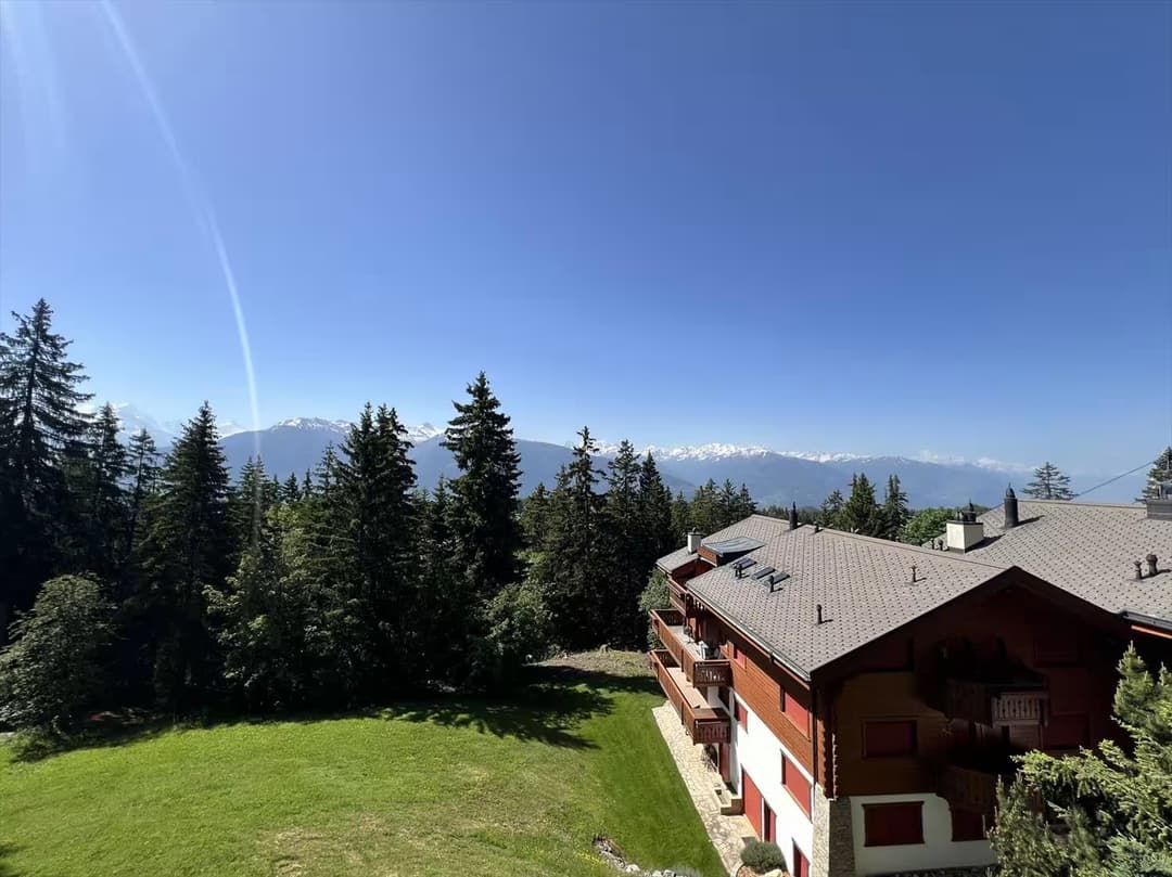 996  – Appartement – 3pièces – 2100CHF – 68 m²