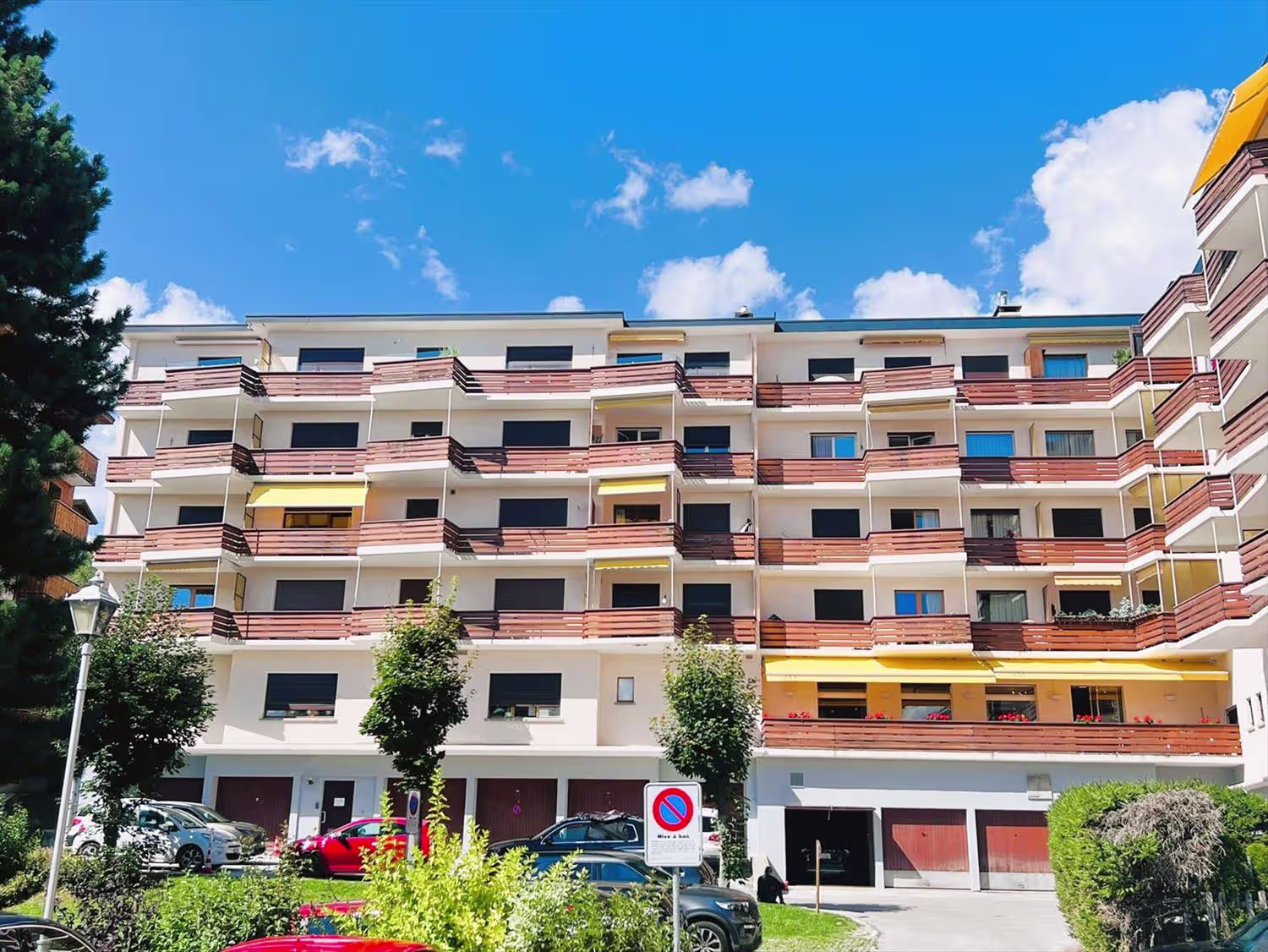 1000 – Appartement 3 pièces – 2 300CHF – 62m²