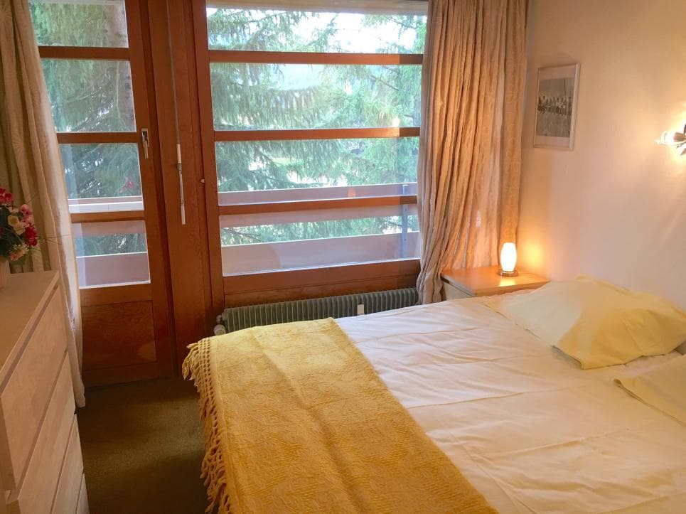 951 – Appartement 2 pièces – 1300CHF – 54m²