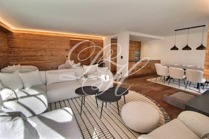 1235 -Appartement – 5.5pièces-  4700000CHF – 166 m²