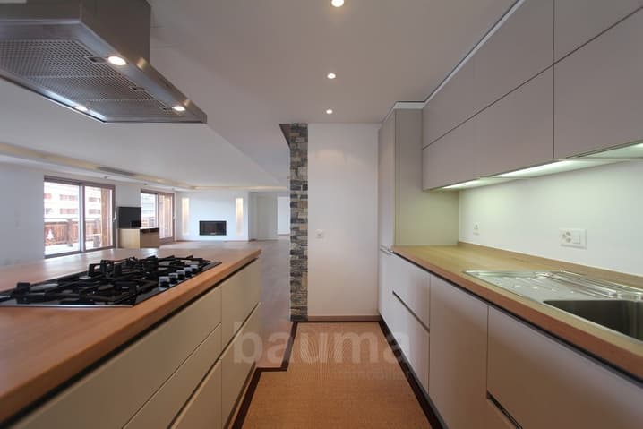 1216 – Appartement 6.5 pièces – 4600000CHF – 350m²
