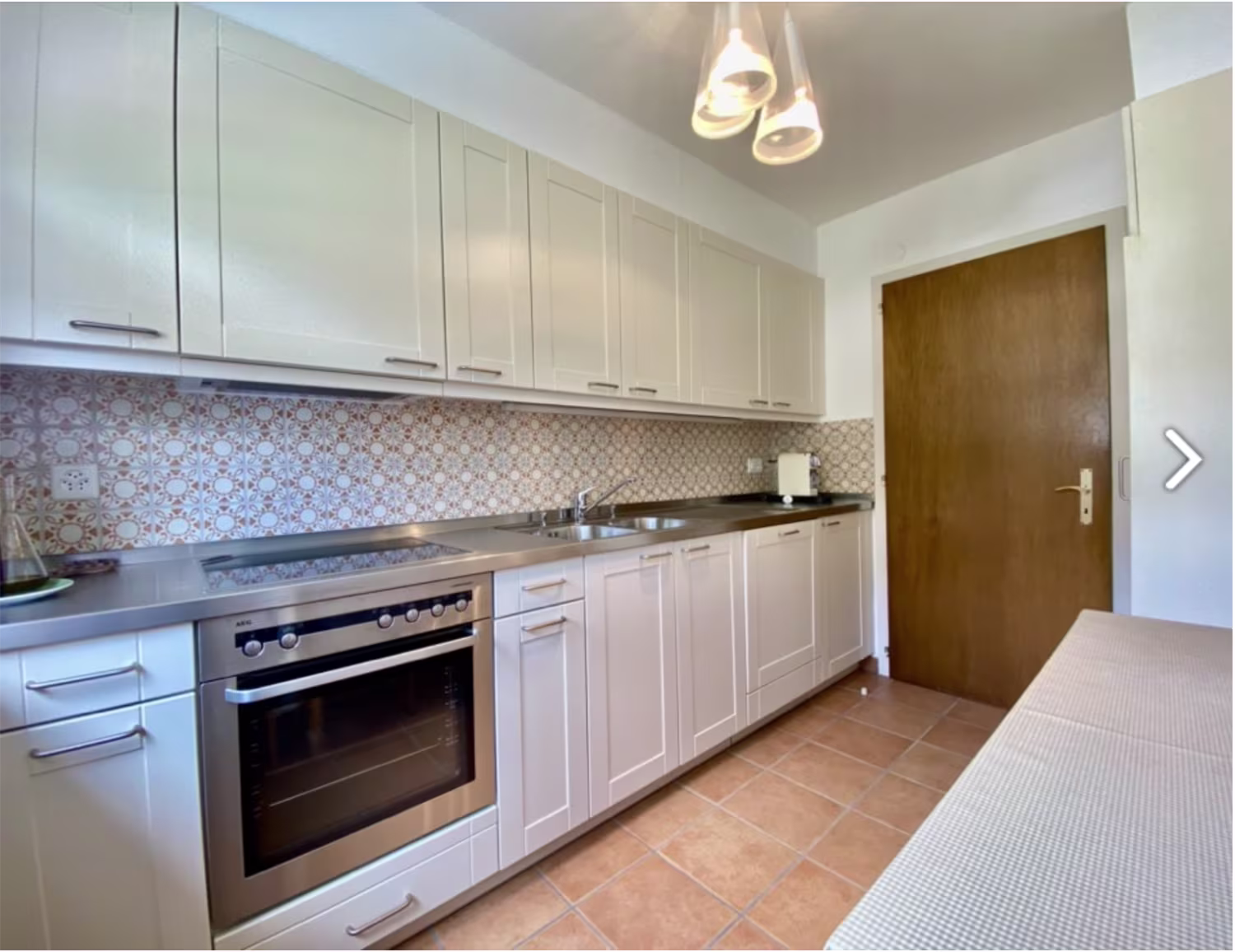 993 –  Appartement – 3.5pièces – 2200CHF – 86 m²