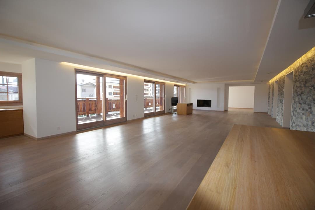 1268 – Appartement 7.5 pièces – 4600000CHF – 327m²