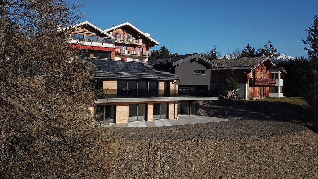 1271 – Maison 5.5 pièces – 3800000CHF – 370m²