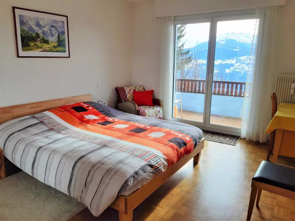 966 – Appartement- 4.5pièces –  1800CHF – 96 m²