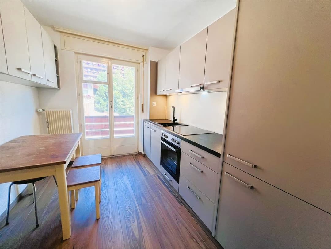 1000 – Appartement 3 pièces – 2 300CHF – 62m²