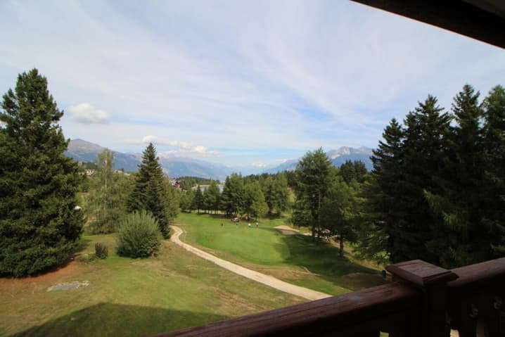 1231 – Appartement – 4.5pièces – 252 m²