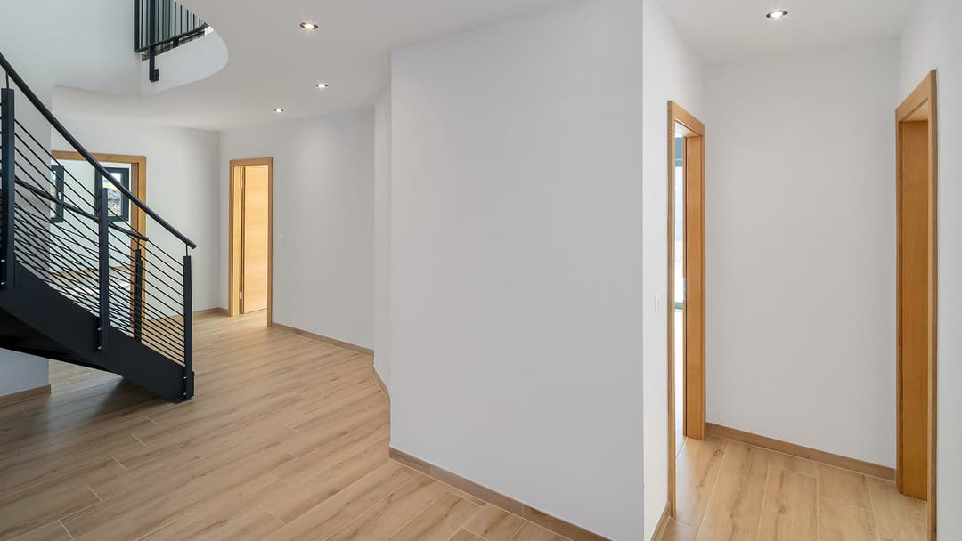 1271 – Maison 5.5 pièces – 3800000CHF – 370m²
