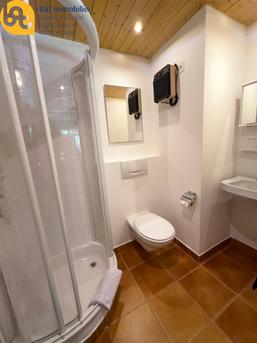 950 – Appartement  5 pièces – 2448CHF