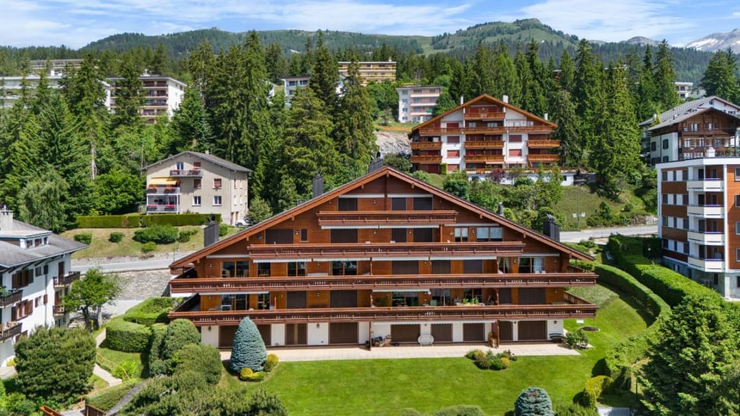 1326 – Appartement 5.5 pièces – 4495000 CHF – 210 m²