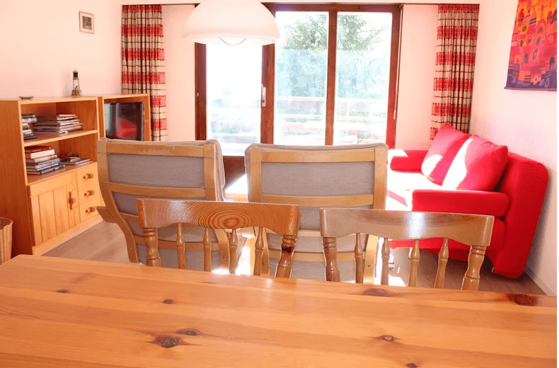 1033 – Appartement – 3 pièces – 1950CHF – 76 m²