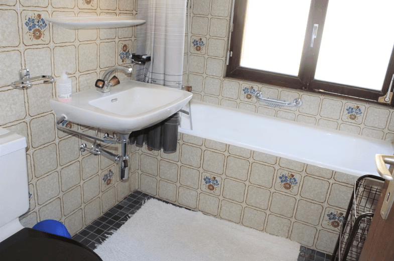 1033 – Appartement – 3 pièces – 1950CHF – 76 m²
