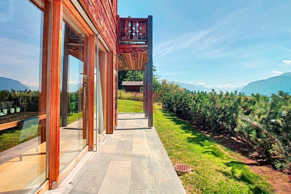 1380 – Maison – 5.5pièces – 3900000CHF  – 255 m²