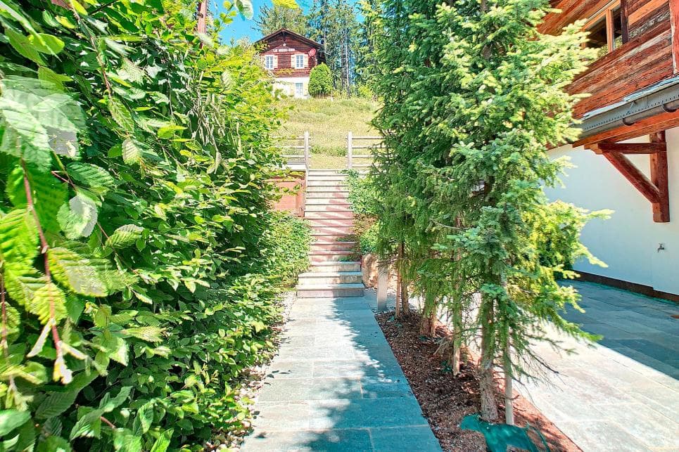 1380 – Maison – 5.5pièces – 3900000CHF  – 255 m²
