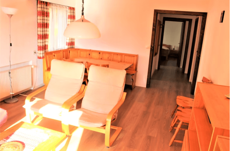 1033 – Appartement – 3 pièces – 1950CHF – 76 m²