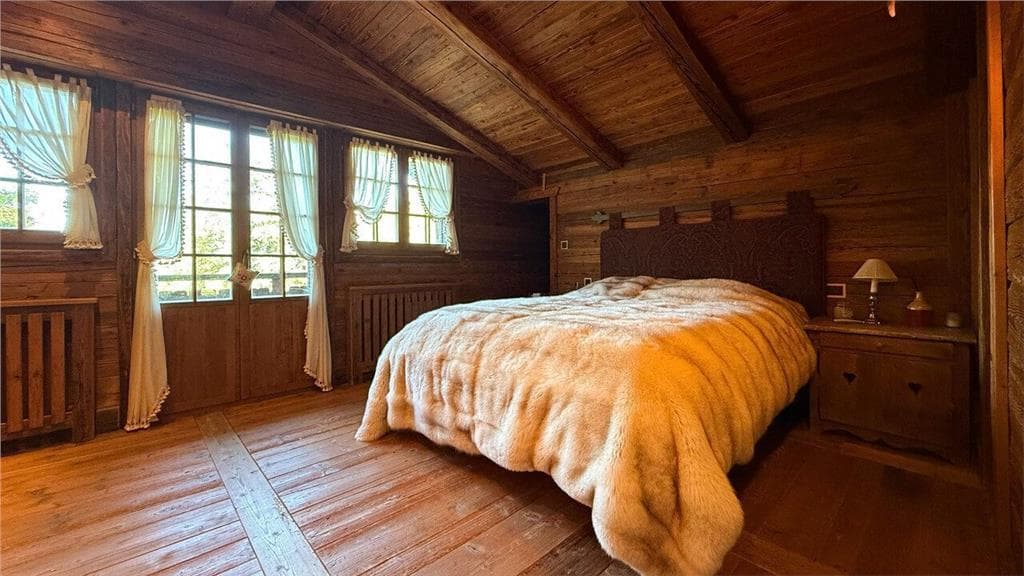 1333 – Maison 6,5 pièces – 230m²