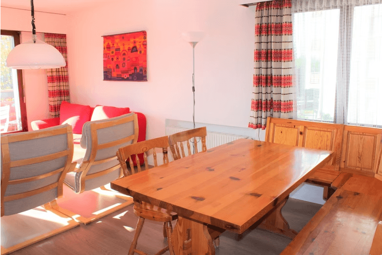 1033 – Appartement – 3 pièces – 1950CHF – 76 m²