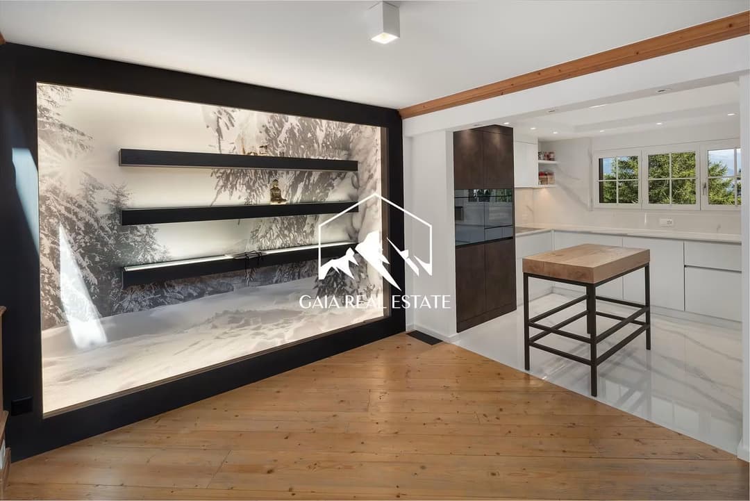 1100 – Appartement – 205 m²