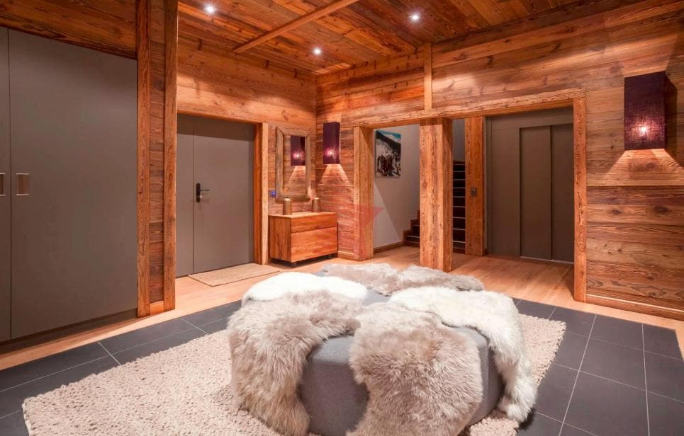 1380 – Maison – 5.5pièces – 3900000CHF  – 255 m²