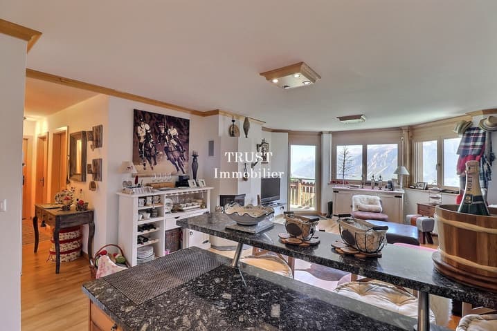 1379 – Appartement – 4pièces – 1250000CHF – 107 m²