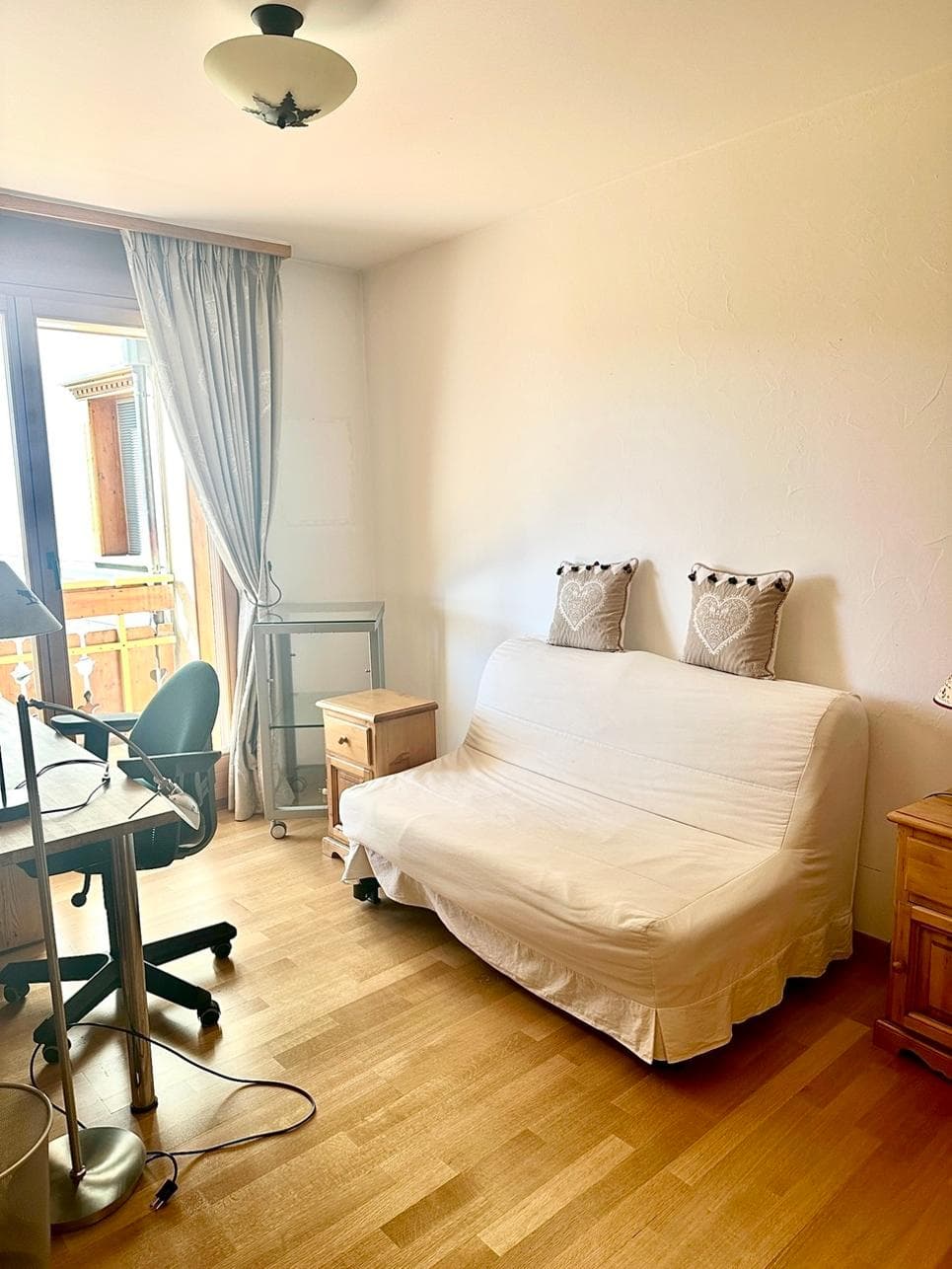 1215 – Appartement – 4pièces – 5000CHF – 120 m²