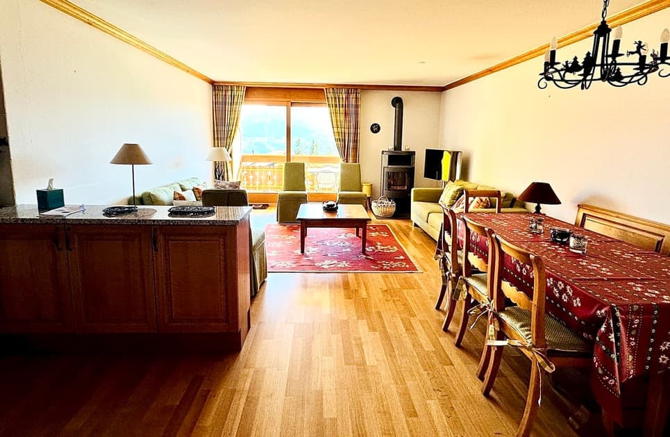 1215 – Appartement – 4pièces – 5000CHF – 120 m²