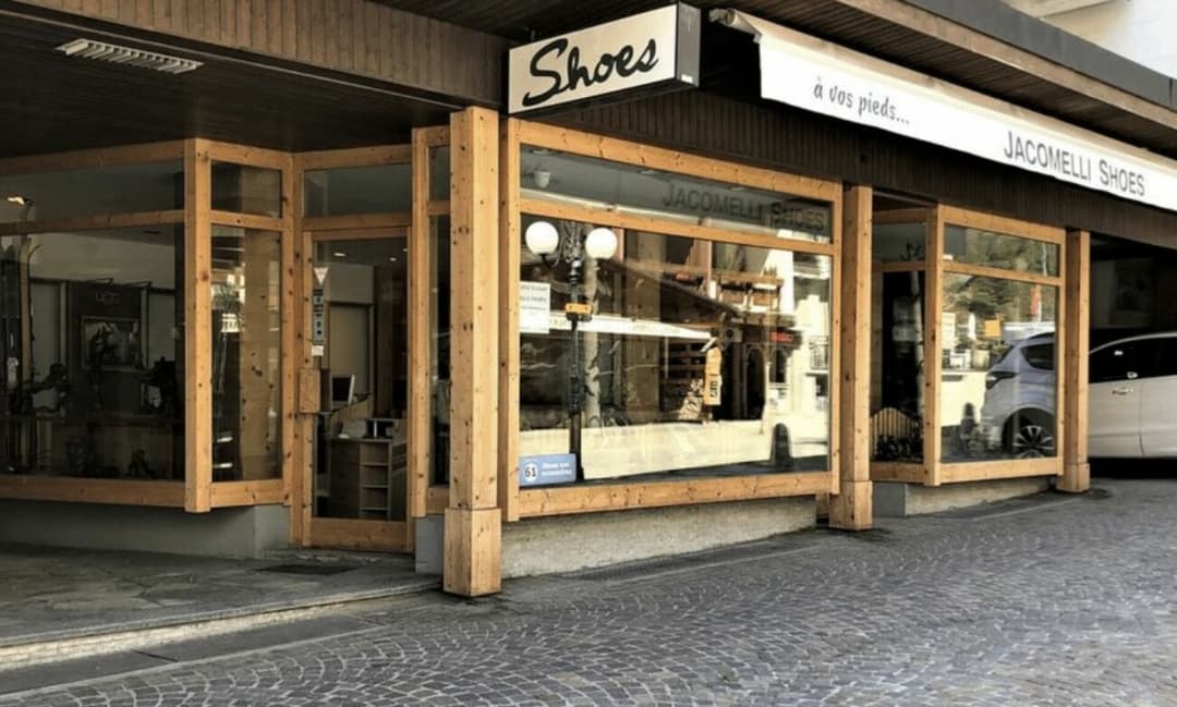 1471 – Commerce 300m²