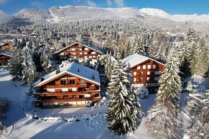 1655 – Appartement 6.5 pièces – 4960000CHF –  241.60 m²