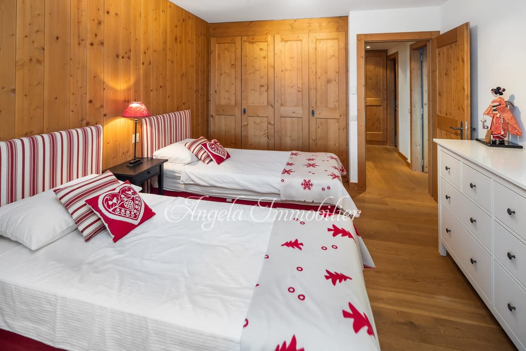 1329 – Appartement – 190m²